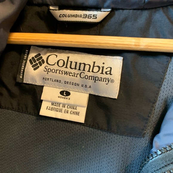 Columbia 365 Omni-Tech Hooded Water Proof /Breathable Jacket S woman’s/ L kids - Picture 3 of 11